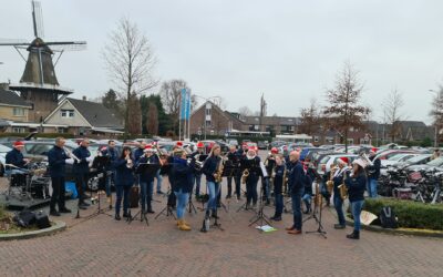 Kerstmuziek tijdens het boodschappen bij AH